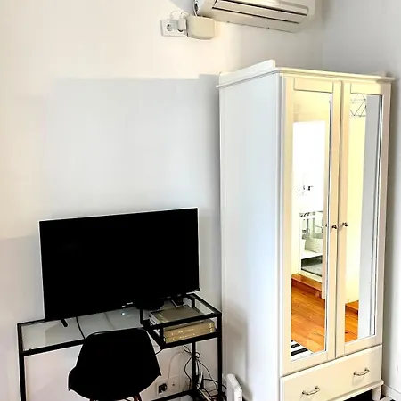 Apartment Need Praca Flores